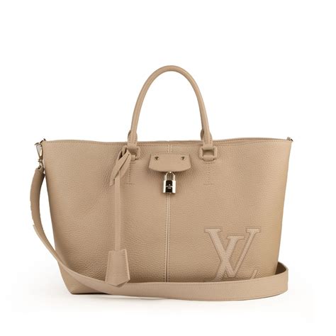 louis vuitton beige tote|louis vuitton beige shoulder bag.